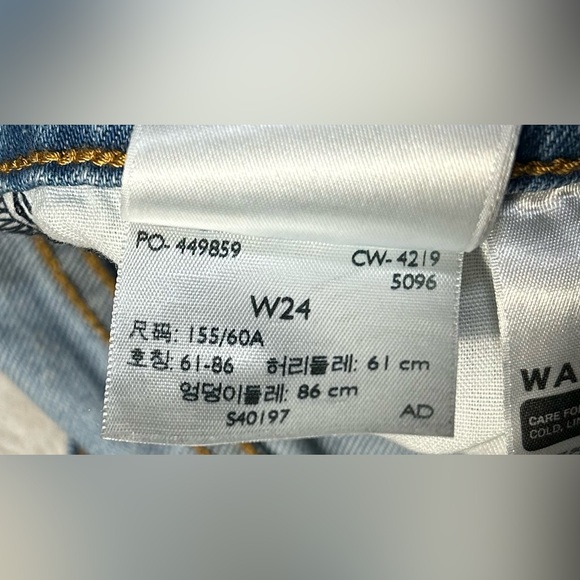 Levi’s women’s wedgie jeans size 24 - Picture 8 of 11